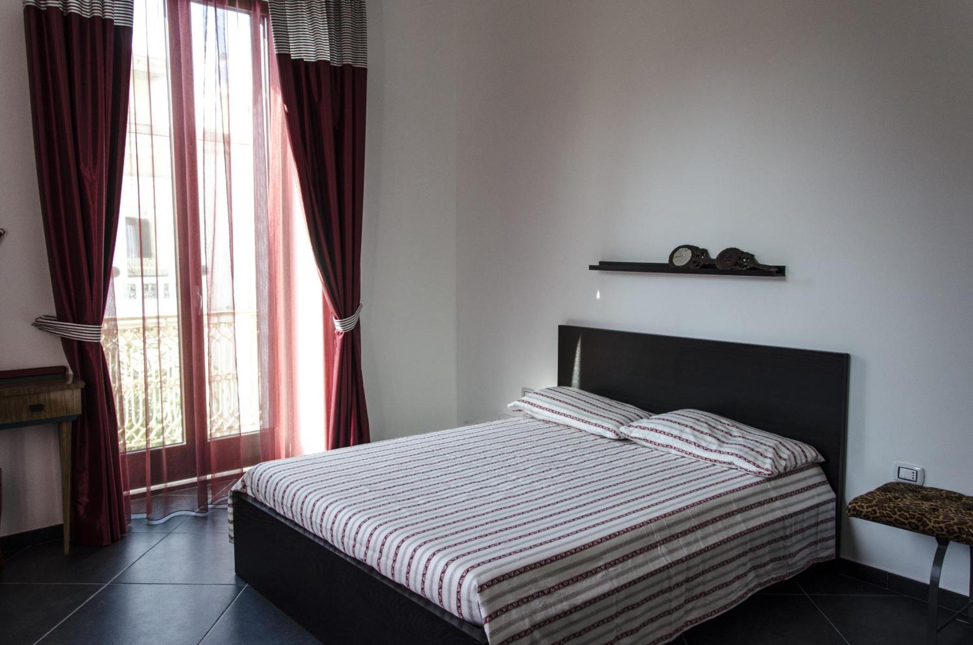 Maria Vittoria Charming Rooms And Apartments 布林迪西 客房 照片
